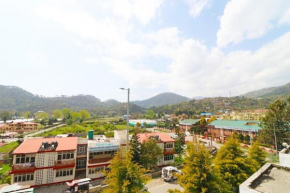 Hotel Kanara Bhimtal - Parking Facilities - Excellent Customer Service